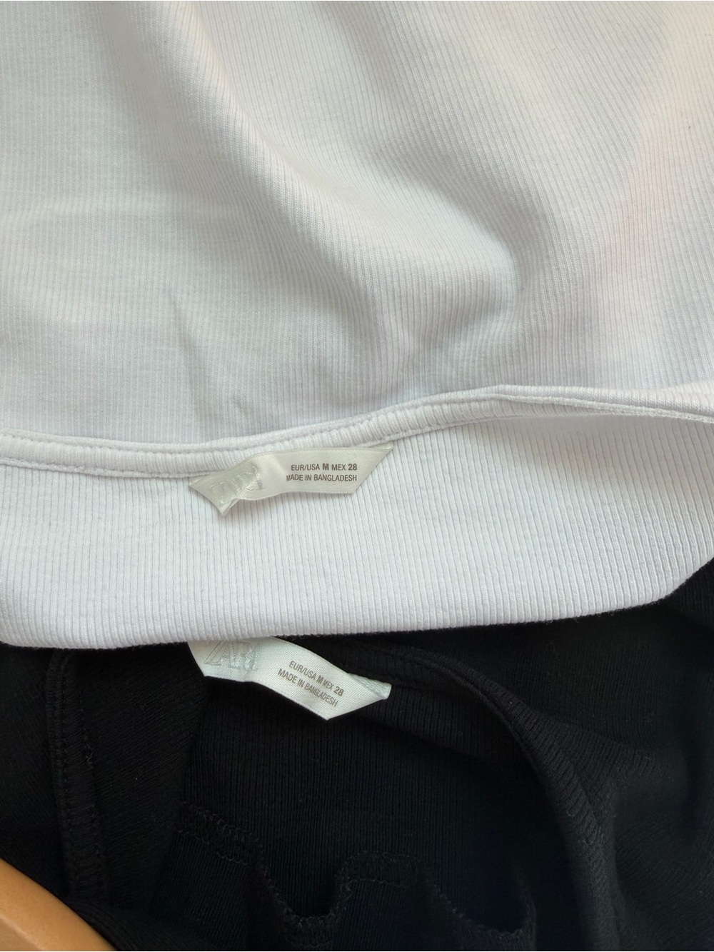 Zara Ribbed Halter Tops - Picture 2 of 3